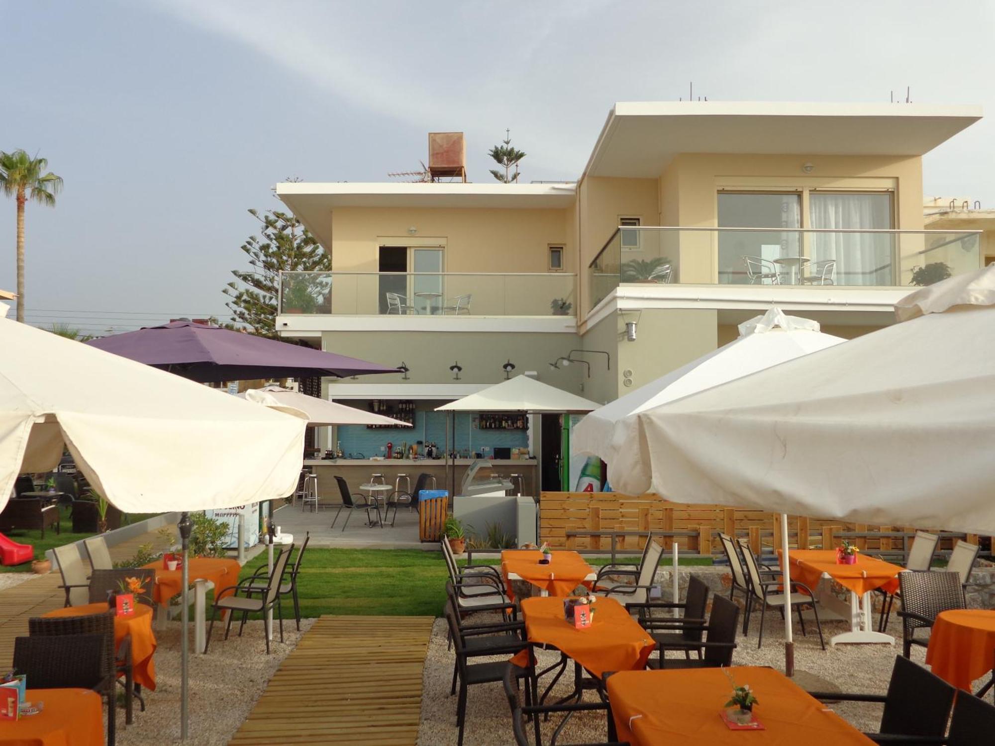 Litinakis Studios Sea View & Litinakis Studios Garden View 700 Meters Away Agia Marina Zewnętrze zdjęcie